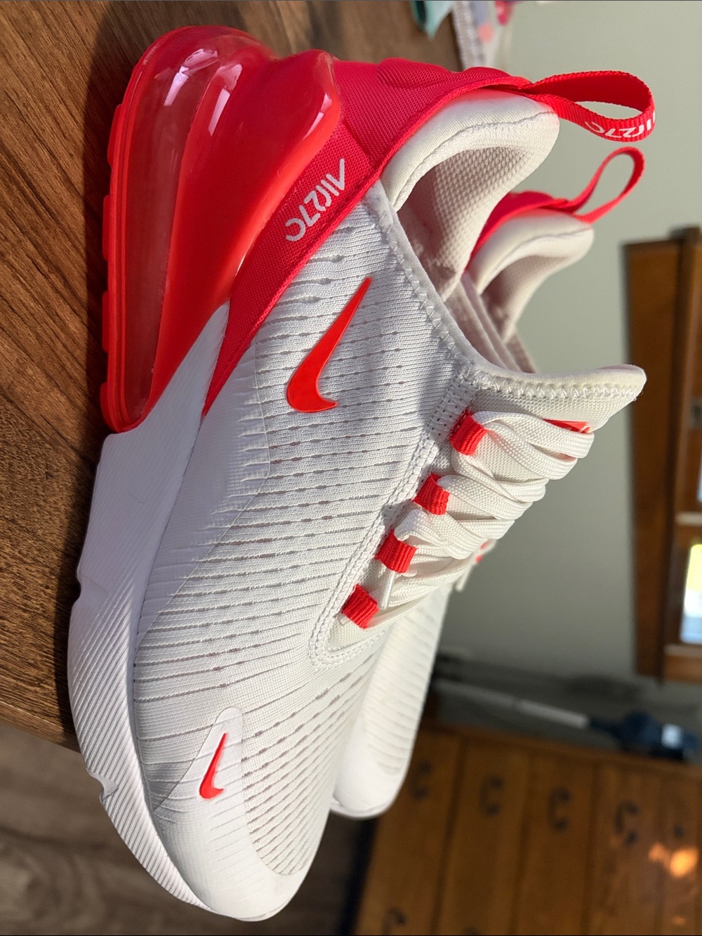 Nike women’s Air Max 270 React - White & Bright Orange